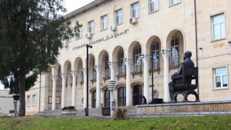 Меракът голям, знанията – кът! Всеки пети отпада от ВУЗ-а