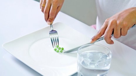 Учени: Периодичното гладуване води до по-дълъг живот