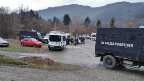 Откриха труп край село Владо Тричков, проверяват дали е шесторния убиец