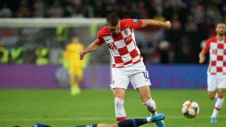 УЕФА спря правата на нов в Милан за пет мача
