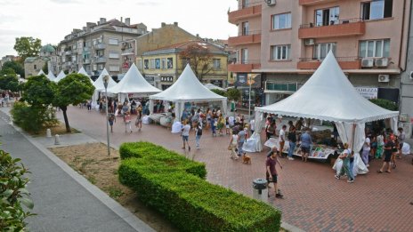 Днес започва фестивалът &bdquo;Море от книги&ldquo; във Варна