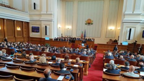 НС продължава с данъчните закони и бюджета за догодина  