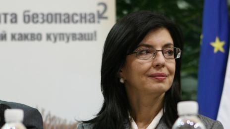 Меглена Кунева:  Всеки труден въпрос се решава чрез образованието