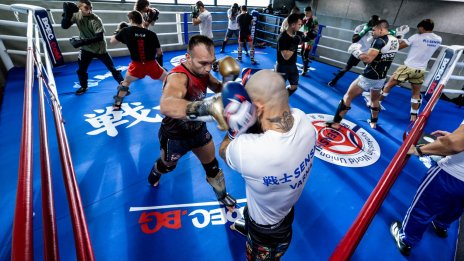 Алберт Краус и Анди Зауер тренират бъдещи и настоящи SENSHI шампиони във Варна