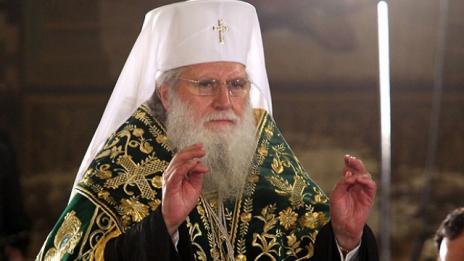 Патриарх Неофит вече е в стабилно състояние
