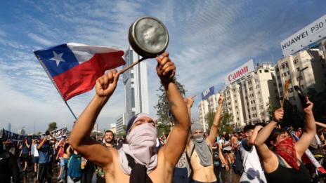 От Колумбия до Чили шест са основните искания на протестиращите