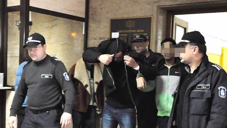 Арестуваните служители на фонд „Земеделие“ остават зад решетките