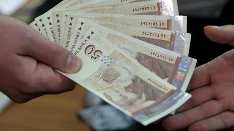 Разпитват служители на НАП по сигнали за корупция