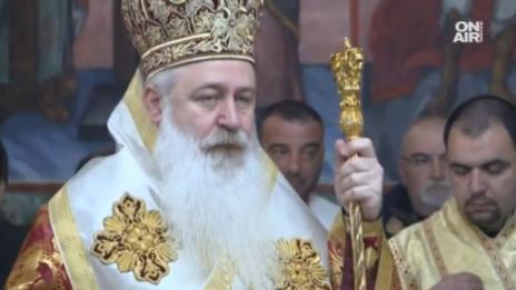 Епископ Сионий получи жезъла на Бачковския манастир 