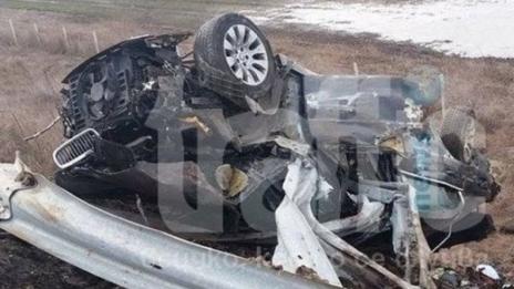 Попът джудист Аралски оцеля по чудо в този размазан джип