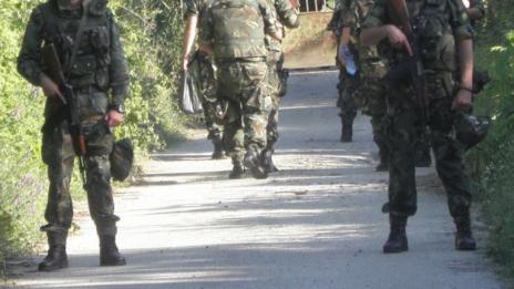 Военното министерство купува 12 хил. кубинки