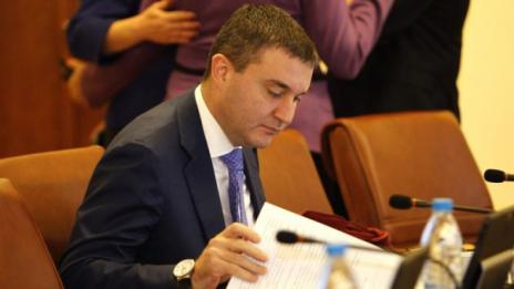 България ще има балансиран бюджет чак през 2020 г.