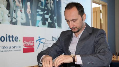 Топалов победи на старта на световната купа