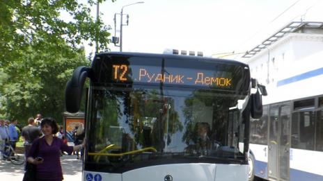 Пожар увреди голяма част от контактната мрежа на тролейбусния транспорт в Бургас