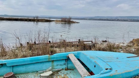 Кметът на Варна иска терен за рибарско пристанище от новия ректор на МУ