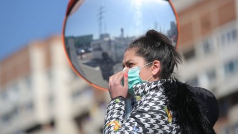 Разхлабват мерките в София! Връщат учениците в клас за Деня на любовта