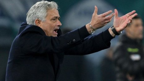 "Рома" показа вратата на Жозе Моуриньо