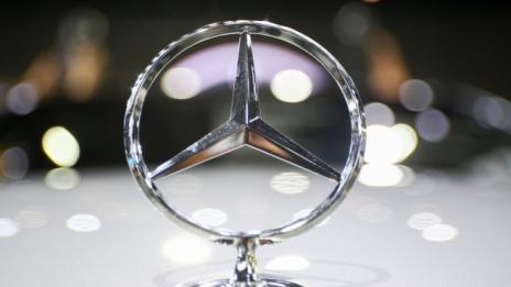 Mercedes-Benz изтегля 400 хил. коли във Великобритания