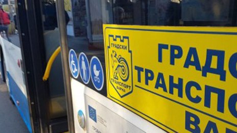 Не зареждайте карти в автобус по линия 118А във Варна, гълта ги!