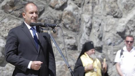 Президентът Радев ще участва в отбелязването на  3 март на връх Шипка