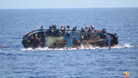 Телата на 20 иракски моряци са намерени след потъването на кораб