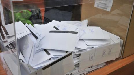 Студентите редовно обучение без постоянен адрес днес могат да гласуват във Варна