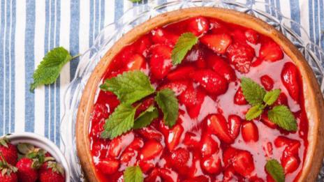 Неустоимо вкусен ягодов чийзкейк