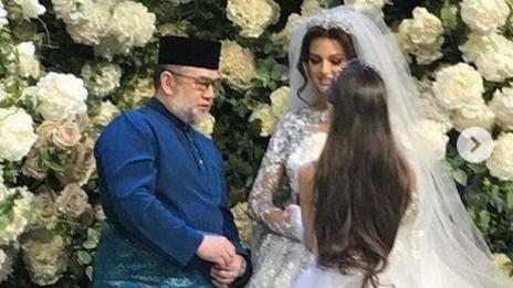 Рускиня омая краля на Малайзия