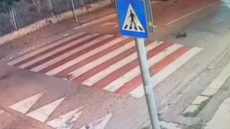 Блъснаха жена на пешеходна пътека във Варна