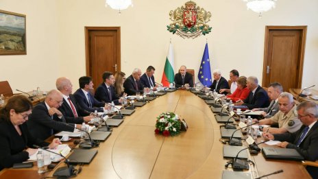 Засилват защитата на стратегически и критични обекти в страната