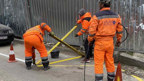Опресняват маркировката в обхвата на синята зона във Варна
