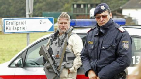 Австрийската полиция арестува 22-ма от чеченски произход