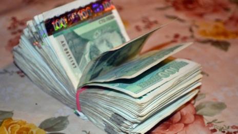 Пак изчисляват майчинството върху 2 г. назад