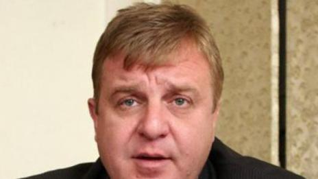 Сигурността, отбраната и сътрудничеството обсъди Каракачанов на срещата на НАТО