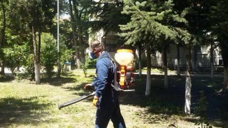 Пръскат срещу комари в "Аспарухово"