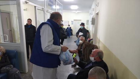 Глобиха 37 варненци за ходене по улиците без маска