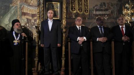 Путин на епископския трон в Атон