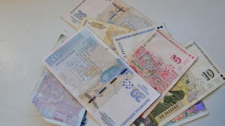Ученички намериха плик с пари и го предадоха