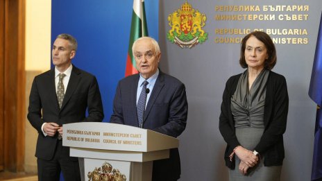 Запрянов: Разполагането на американски самолети у нас стана с одобрението на кабинета "Желязков"