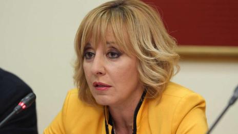 Манолова: Никой не очаква лукс в арест, но да се спазва човешкото достойнство