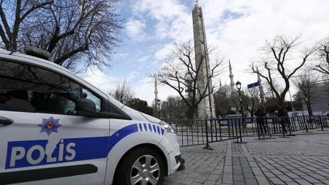 Автобус се вряза в пешеходци в Истанбул