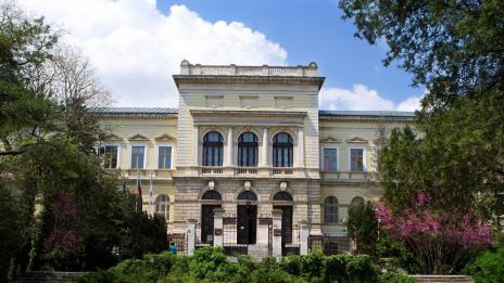 Поставят баркодове на музеи, галерии и паметници във Варна