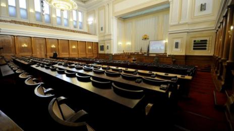 Политика = Корупция, 75% от българите не харесват депутатите