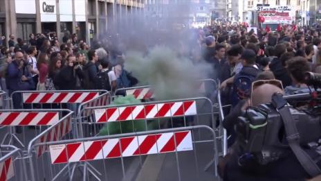 Хиляди на протест в Италия  