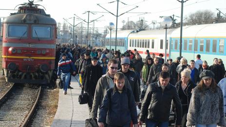 БДЖ вече продава билети за празниците