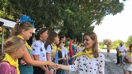 Министър Ангелкова и посланик Анатолий Макаров посетиха международни детски лагери по Северното Черноморие