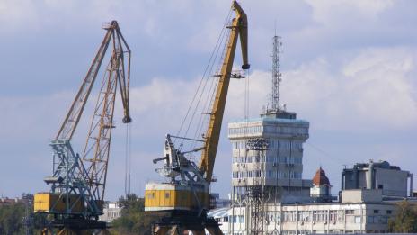 Кранистката от Бургас е в тежко състояние