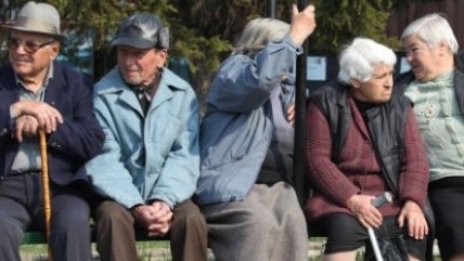 Община Варна продължава услугата за грижа в дома на самотни възрастни хора