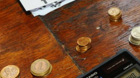 Драма за сметка на парното – 160 лв. на монети, бой, псувни
