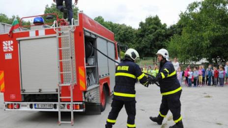 Евакуираха част от болница заради задимяване